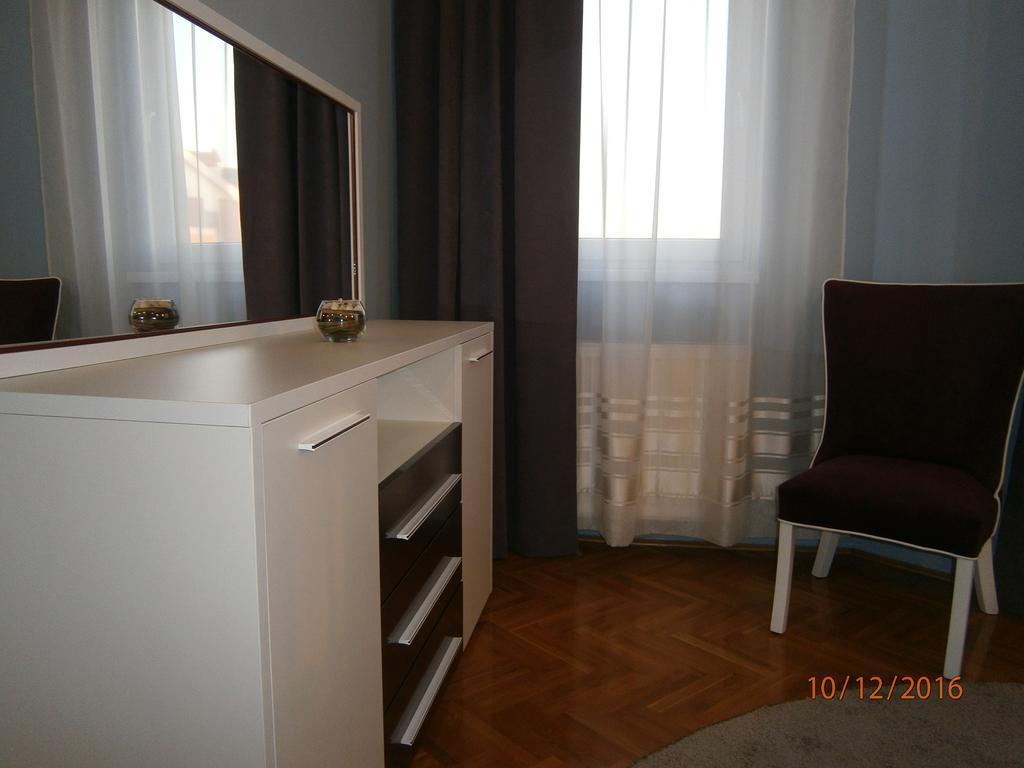 Apartment Azzuro Novi Sad Exterior photo